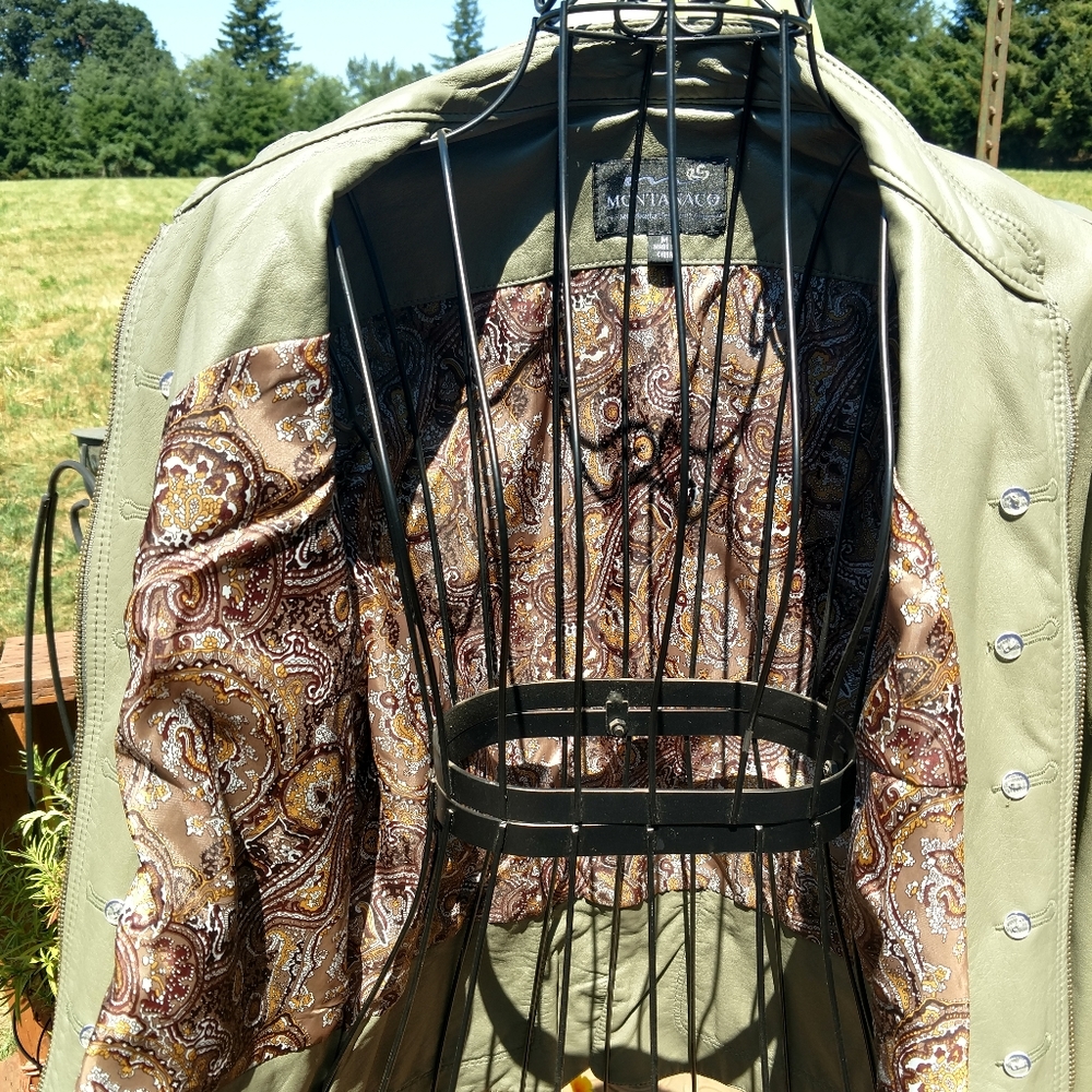 Jacket - Picture 8 of 8